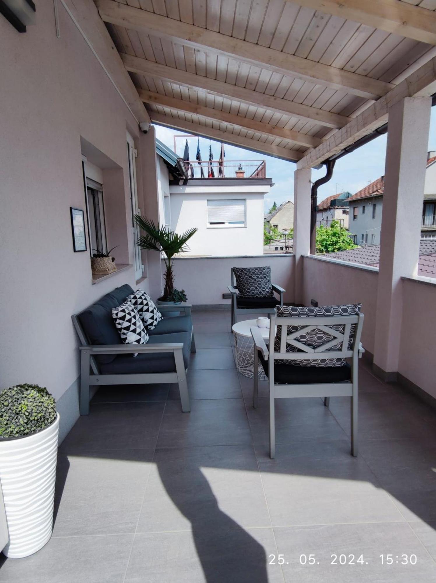 Lumani Apartment Zagreb With Free Parking Εξωτερικό φωτογραφία